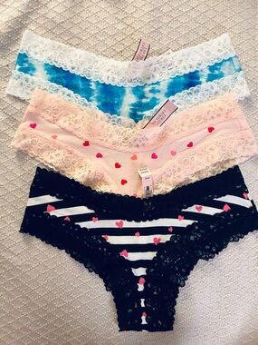 Victoria's Secret NWT 3 cheeky lace trim panties